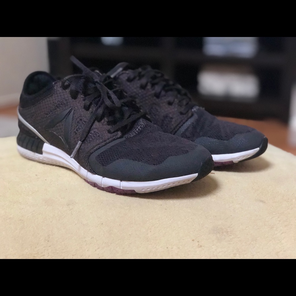 Like New Reebok minimalist trainers